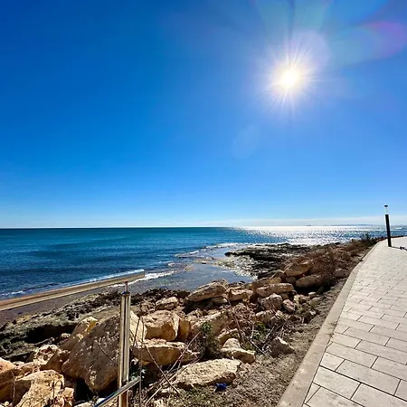 Modern On Playa Del Cura *