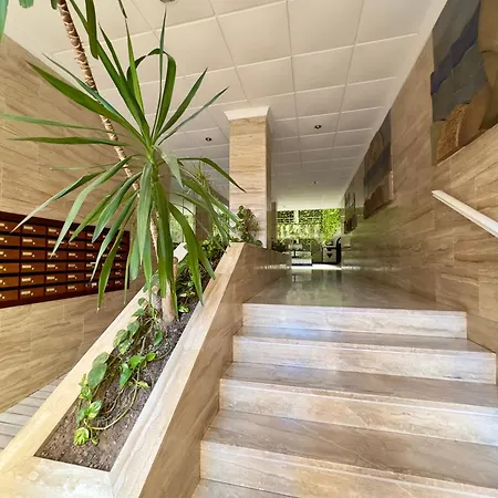 Moderno On Playa Del Cura *